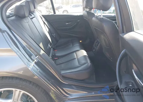 2015 BMW 328I xDrive z USA, uszkodzony, nr VIN WBA3B5G55FNS19938